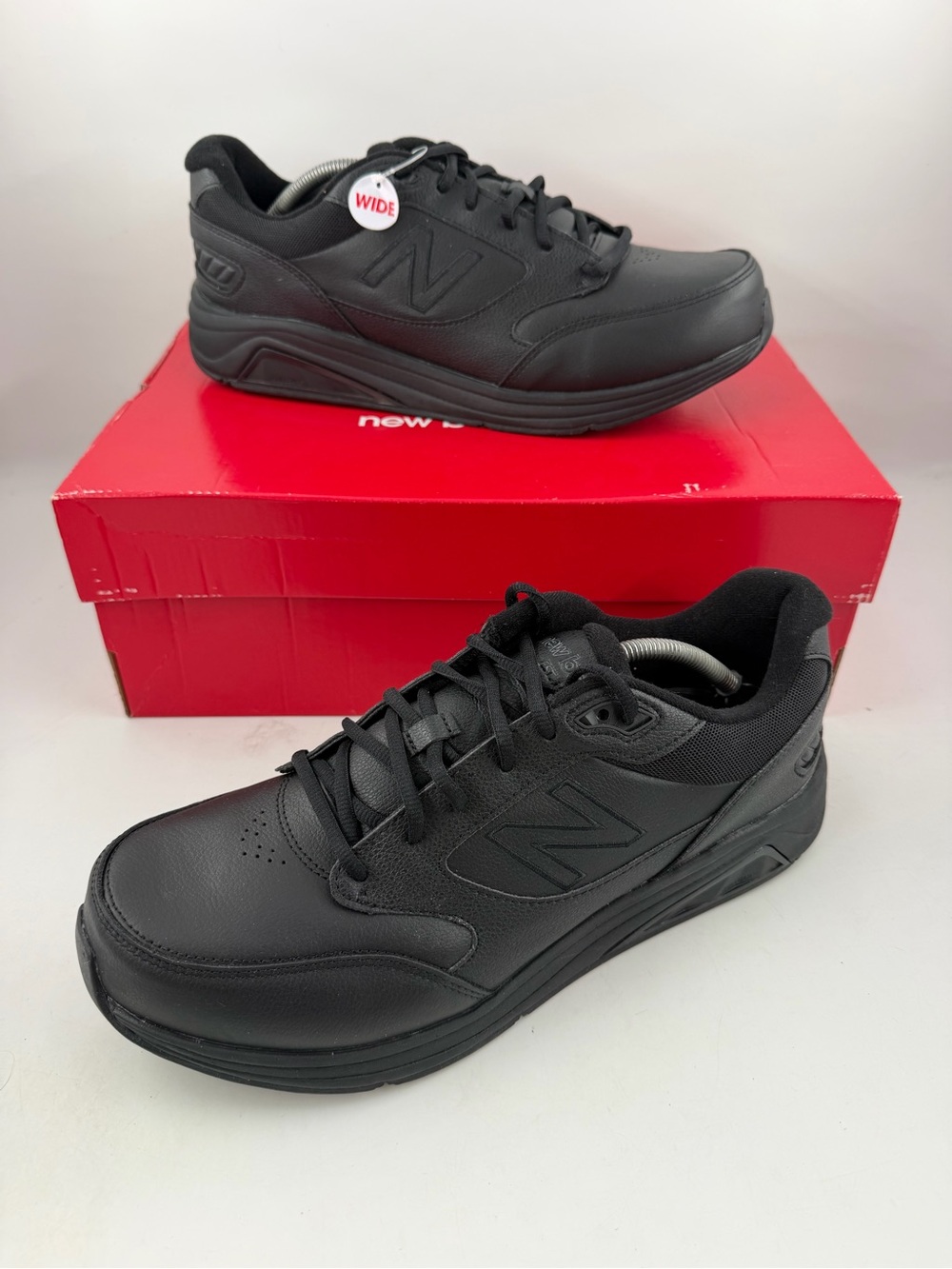 New Balance Men's 928 V3 Triple Black -SZ 11.5 2E- Walking Wide Comfort Shoes